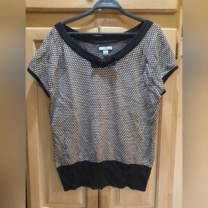 Louis Lucie Womens Size Medium Short Sleeve Sweater